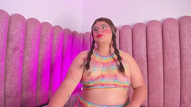 Snapshot of Tom_Silver__ chatting on December 22, 2024, 2:38 pm Tom Silver online show from December 22, 2024, 2:38 pm