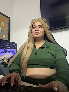 Snapshot of Tom_Silver__ chatting on October 7, 2025, 6:10 am Tom Silver online show from October 7, 2025, 6:10 am