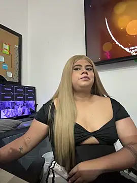 Snapshot of Tom_Silver__ chatting on October 11, 2025, 7:07 am Tom Silver online show from October 11, 2025, 7:07 am