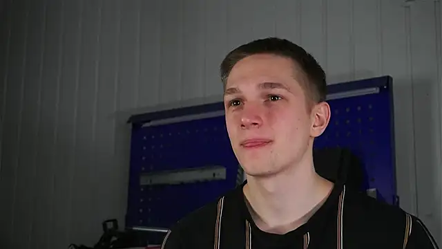 dustyn fox online show from February 13, 2026, 5:09 pm