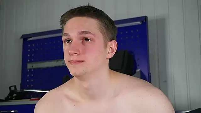 dustyn fox online show from February 22, 2026, 7:29 am