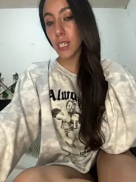 Snapshot of FrancellyHot chatting on December 12, 2024, 6:36 am FrancellyHot online show from December 12, 2024, 6:36 am