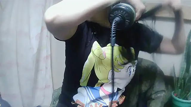 Snapshot of Jennys_room_77 chatting on April 5, 2026, 7:11 pm Jennys room 77 online show from April 5, 2026, 7:11 pm