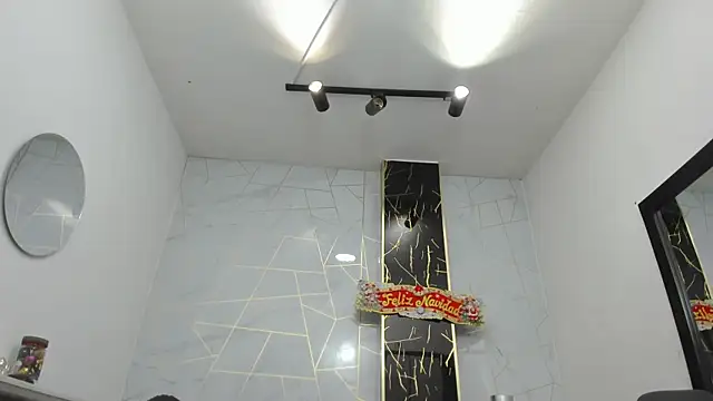 ciara connor online show from December 21, 2025, 4:41 am