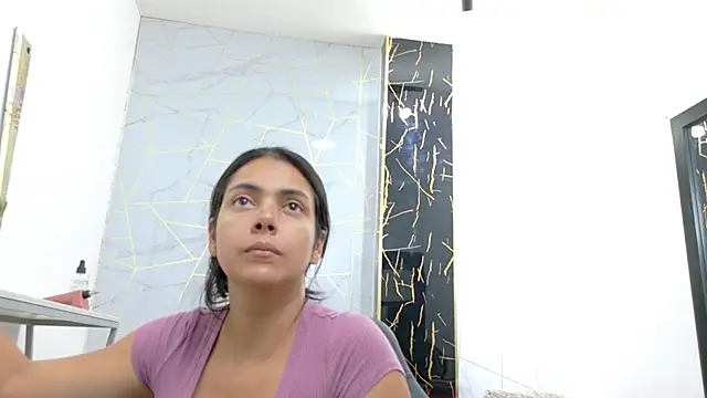 Snapshot of ciara_connor chatting on June 2, 2026, 4:14 am ciara connor online show from June 2, 2026, 4:14 am