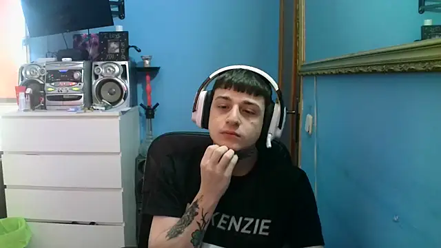 Nenejoven16- online show from February 20, 2026, 4:40 pm