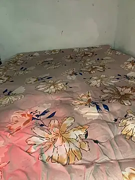 Snapshot of Hot-sexy222 chatting on February 17, 2025, 10:29 am Hot-sexy222 online show from February 17, 2025, 10:29 am