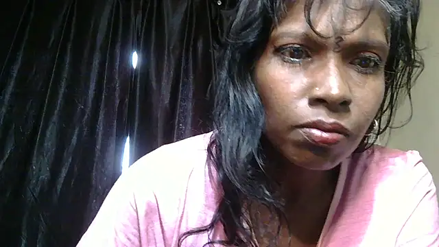 Fuckable Nasty MILF online show from February 14, 2025, 6:02 am