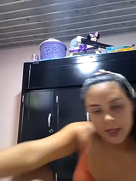Snapshot of sexy-latin10 chatting on February 28, 2025, 10:17 pm sexy-latin10 online show from February 28, 2025, 10:17 pm