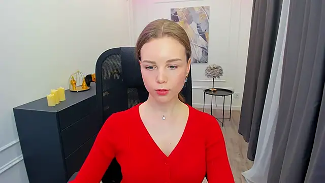 Snapshot of MileyWings chatting on March 15, 2026, 12:55 pm MileyWings online show from March 15, 2026, 12:55 pm