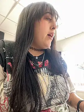 ThicBunz online show from February 18, 2025, 3:43 pm