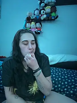 Snapshot of ThicBunz chatting on February 8, 2026, 1:31 am ThicBunz online show from February 8, 2026, 1:31 am