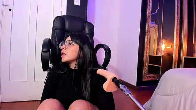 Snapshot of JeyLee chatting on February 10, 2025, 6:24 pm JeyLee online show from February 10, 2025, 6:24 pm