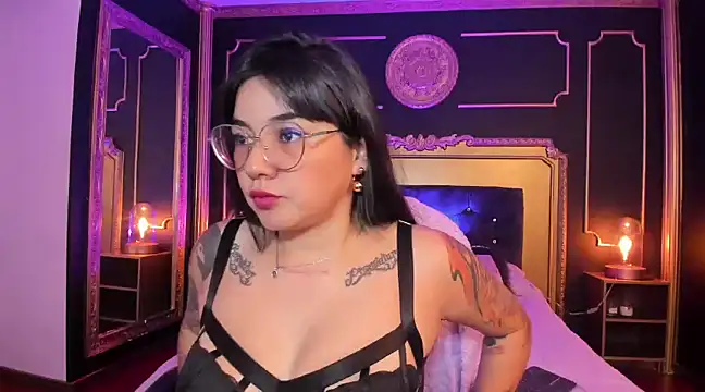 Snapshot of JeyLee chatting on February 13, 2025, 11:50 am JeyLee online show from February 13, 2025, 11:50 am