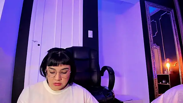 Snapshot of JeyLee chatting on March 10, 2025, 11:42 am JeyLee online show from March 10, 2025, 11:42 am