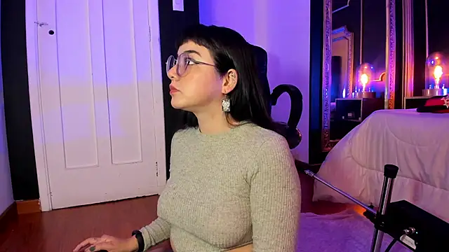 Snapshot of JeyLee chatting on March 18, 2025, 12:03 pm JeyLee online show from March 18, 2025, 12:03 pm