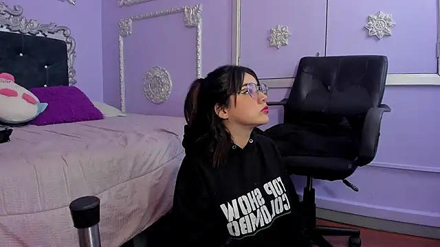 Snapshot of JeyLee chatting on September 30, 2025, 11:48 am JeyLee online show from September 30, 2025, 11:48 am