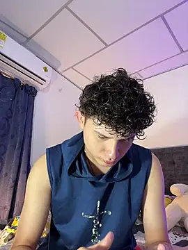 Snapshot of Nathan_Bluee chatting on November 4, 2025, 3:00 pm Nathan Bluee online show from November 4, 2025, 3:00 pm