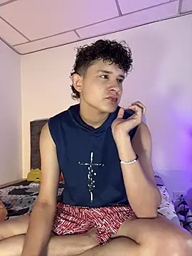 Snapshot of Nathan_Bluee chatting on November 23, 2025, 3:34 pm Nathan Bluee online show from November 23, 2025, 3:34 pm