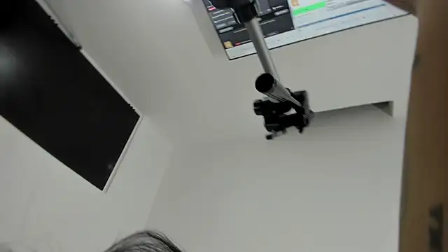 bdanevil online show from November 28, 2025, 1:47 pm