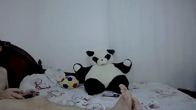 ambar jacksonn online show from November 23, 2025, 4:56 am