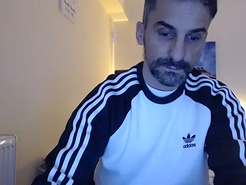 amydamarw online show from February 14, 2026, 5:26 am