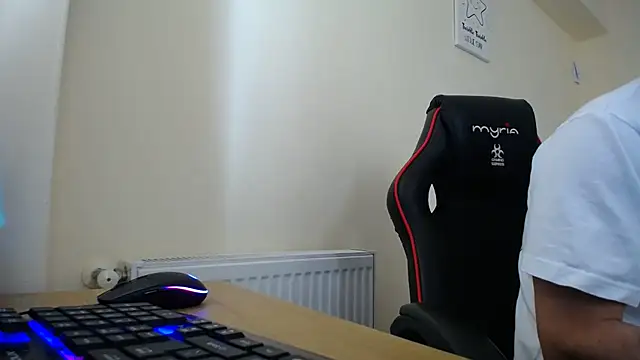 amydamarw online show from April 8, 2026, 11:54 am