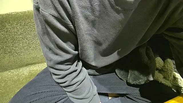 atom0407 online show from December 29, 2024, 4:19 pm