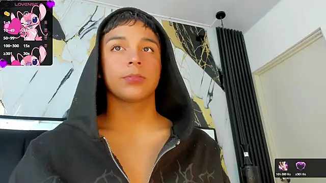 Seductivo jr online show from April 17, 2026, 4:59 am