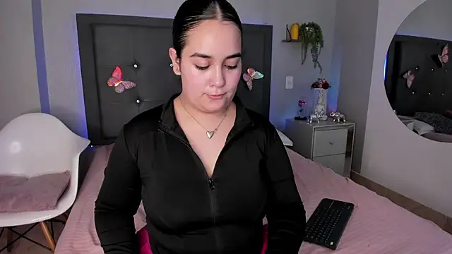 emma lye online show from July 6, 2026, 6:43 pm