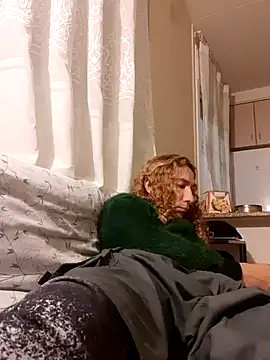 Snapshot of Greacky chatting on January 3, 2025, 12:43 am Greacky online show from January 3, 2025, 12:43 am