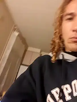 Snapshot of Greacky chatting on January 5, 2025, 11:55 pm Greacky online show from January 5, 2025, 11:55 pm