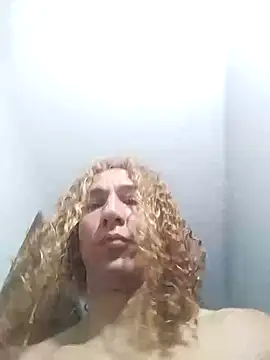 Snapshot of Greacky chatting on October 22, 2025, 11:10 am Greacky online show from October 22, 2025, 11:10 am