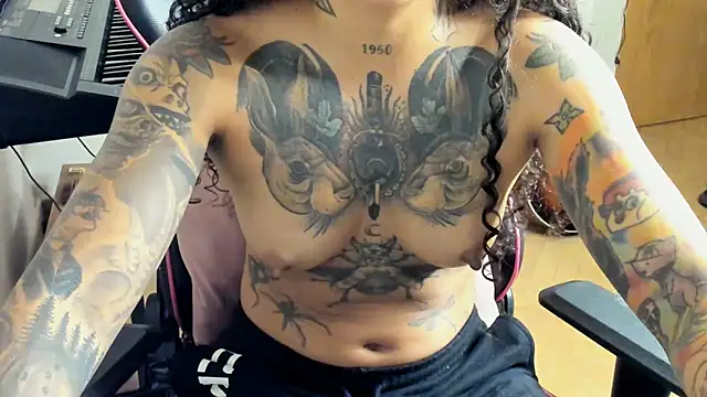 Ama music online show from October 17, 2025, 10:07 am