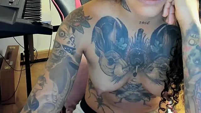 Ama music online show from October 18, 2025, 11:44 am