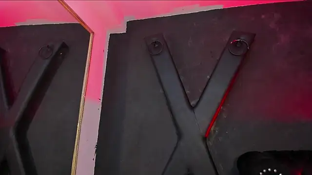 Snapshot of Melany_Luv chatting on February 12, 2025, 2:03 am Melany Luv online show from February 12, 2025, 2:03 am