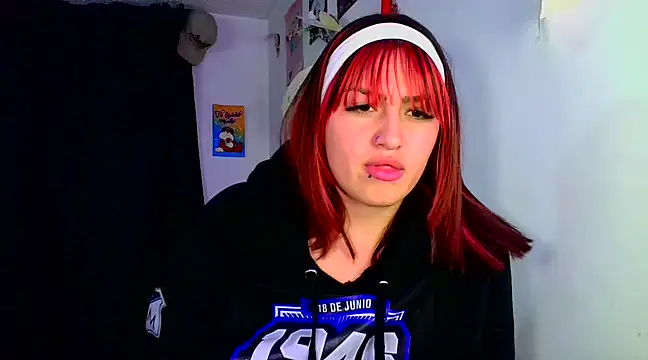 lucycherry   online show from February 21, 2025, 4:51 am