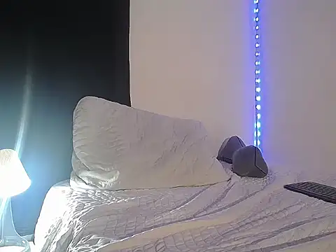 Snapshot of GerardSmitt chatting on October 17, 2025, 3:10 am GerardSmitt online show from October 17, 2025, 3:10 am