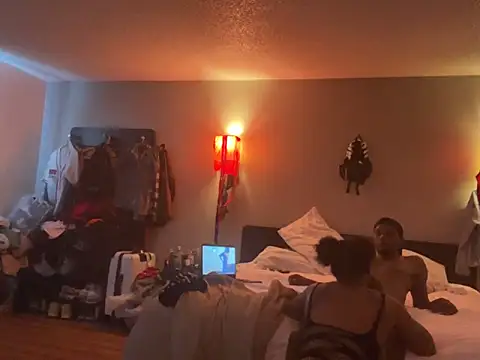 Snapshot of PrettyGal_Tingz chatting on January 10, 2025, 10:15 pm PrettyGal Tingz online show from January 10, 2025, 10:15 pm