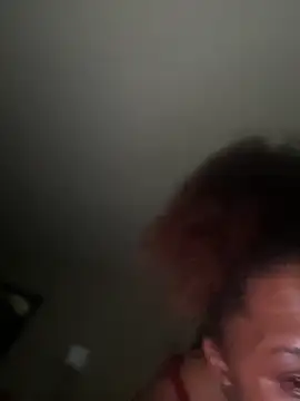 Snapshot of PrettyGal_Tingz chatting on February 5, 2025, 3:20 pm PrettyGal Tingz online show from February 5, 2025, 3:20 pm