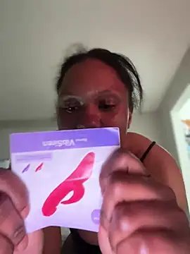 Snapshot of PrettyGal_Tingz chatting on February 7, 2025, 4:46 pm PrettyGal Tingz online show from February 7, 2025, 4:46 pm