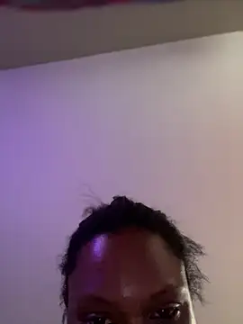 Snapshot of PrettyGal_Tingz chatting on February 9, 2025, 10:20 am PrettyGal Tingz online show from February 9, 2025, 10:20 am