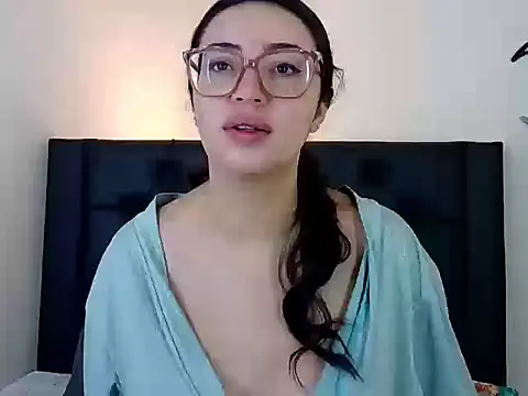 EvoletFMK online show from March 1, 2026, 10:17 am