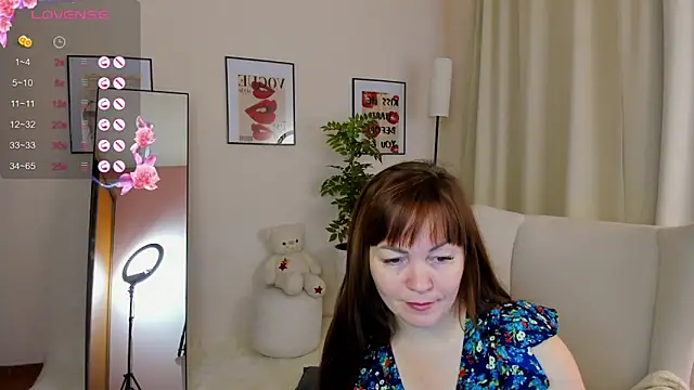 VanessaSmuth online show from November 5, 2025, 1:38 am