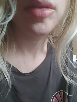 Linda 999 online show from March 3, 2025, 10:49 am