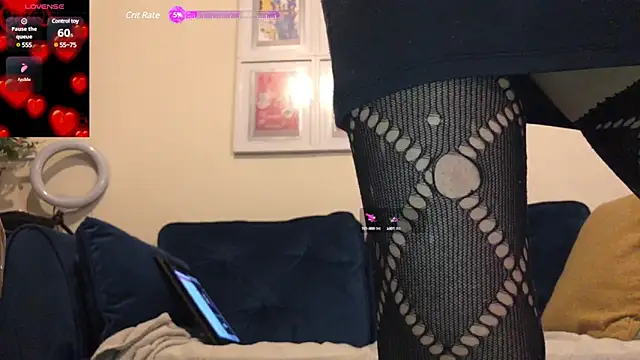 Snapshot of lolaisagoodtime chatting on December 20, 2024, 1:11 pm lolaisagoodtime online show from December 20, 2024, 1:11 pm