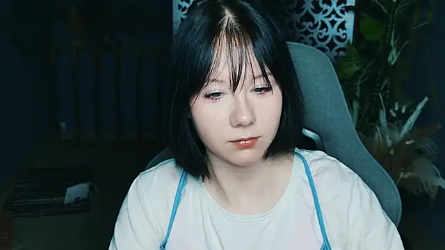 NancyMartinez online show from November 16, 2025, 5:13 am