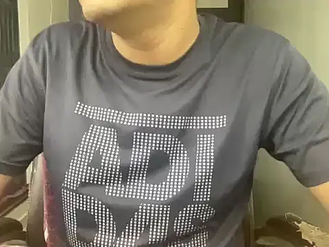 Snapshot of NiceBoy9099 chatting on October 7, 2025, 4:48 pm NiceBoy9099 online show from October 7, 2025, 4:48 pm