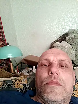 Pineapple04 online show from April 13, 2026, 6:19 am