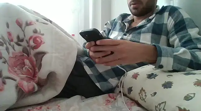 Snapshot of Crazyturko07 chatting on January 24, 2025, 10:32 am Crazyturko07 online show from January 24, 2025, 10:32 am